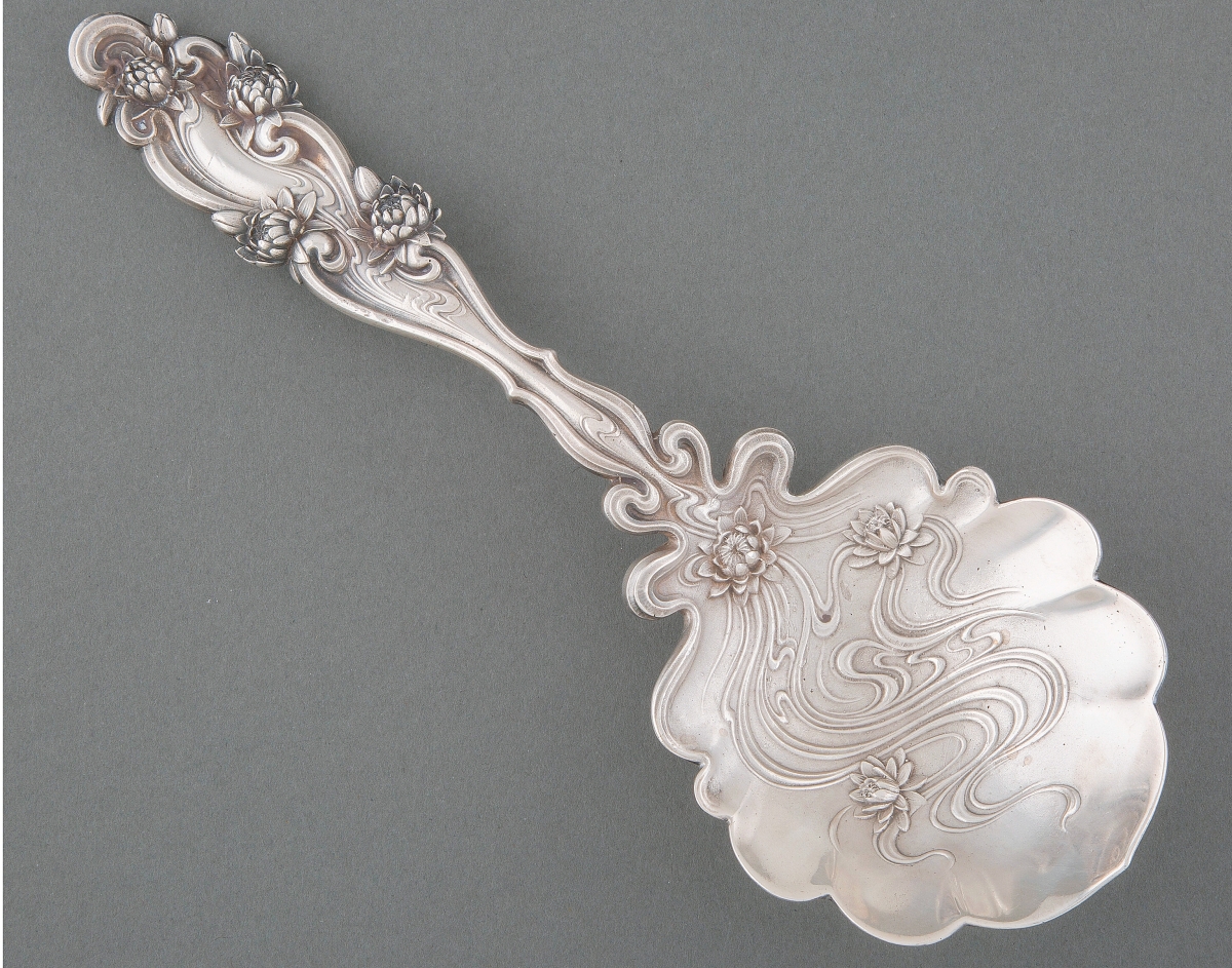 74102 Water lily spoon of whiting
