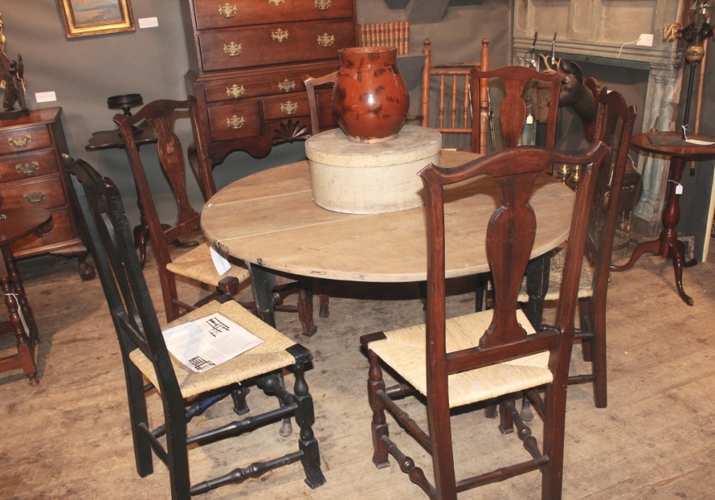 For showgoers who were looking for things from Wethersfield, they need not look any further than the Webb Barn booth of Woodbury, Conn., dealer Art Pappas, who was offering this set of six Queen Anne Transitional side chairs, made in Wethersfield around 1750.