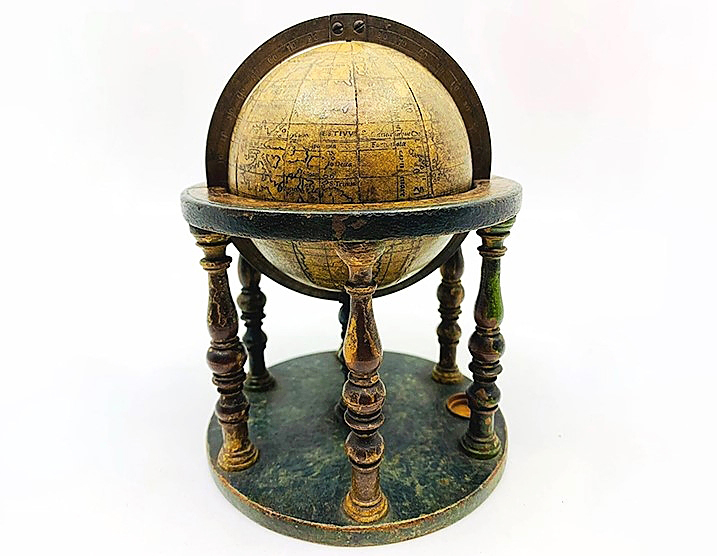 Hansons Globe Image
