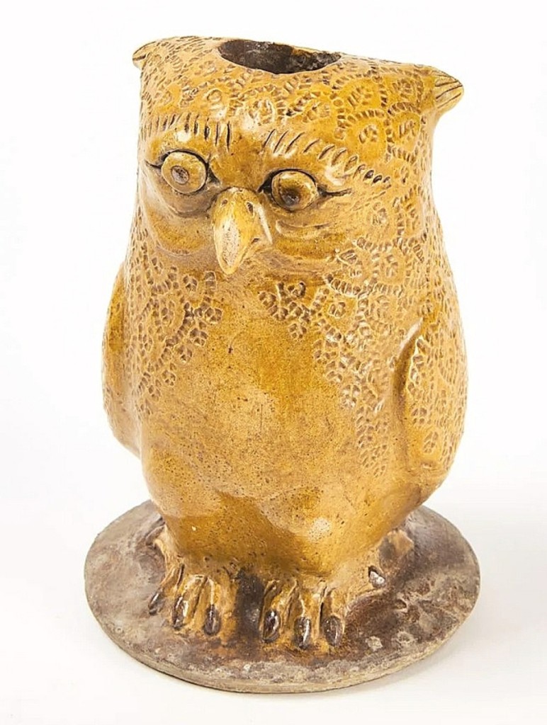 “That was fabulous. It was one of four or five things I loved,” was Fred Giampietro’s comment on this Moravian freehand-molded stoneware owl with yellow slip and stamp work decoration. Made in North Carolina around 1810, it flew to a Pennsylvania buyer for $20,000 ($5/10,000).