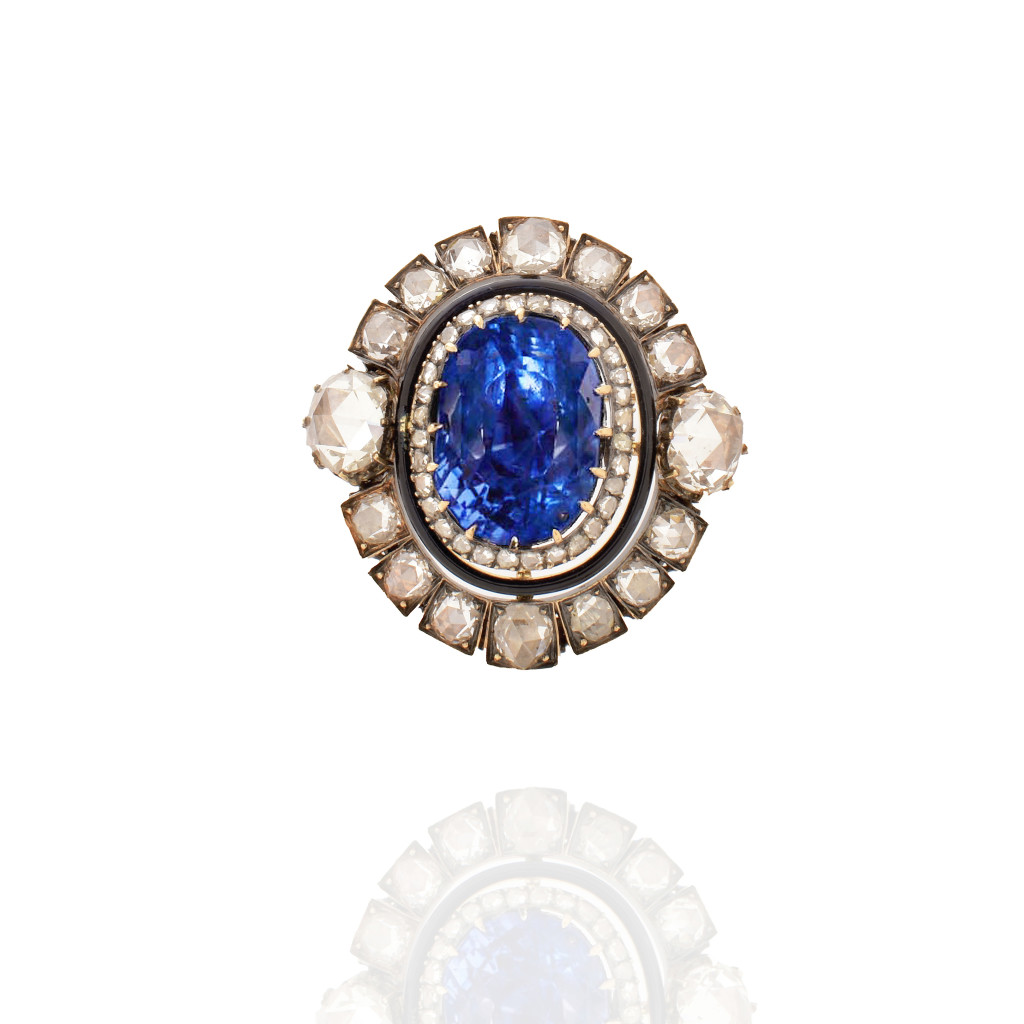 An AGL 35.60-carat Ceylon sapphire brooch realized $78,650.