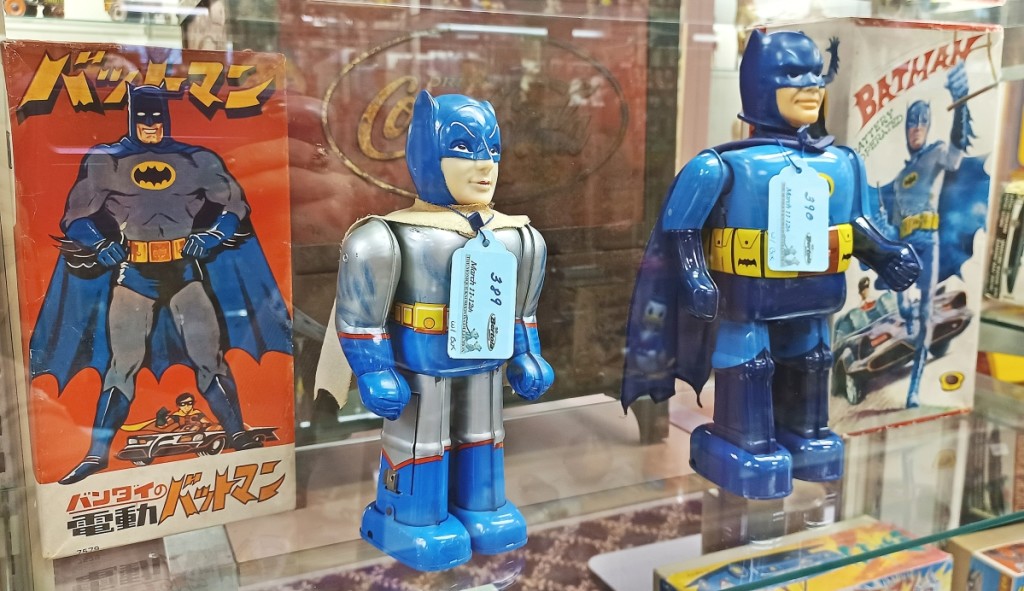 Two battery-operated walking Batman figures by Japanese makers. The Bandai on the left brought $43,200 ($5/7,500), while the Nomura on the right saw $16,800 ($4/6,000).