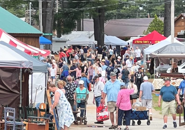 Brimfield North Attracts 8,000 Buyers To Deerfield Fairgrounds