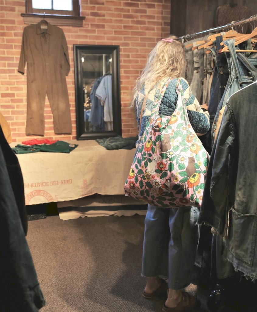 Falling Into Fashion At The Threadbare Show Antiques And The Arts WeeklyAntiques And The Arts