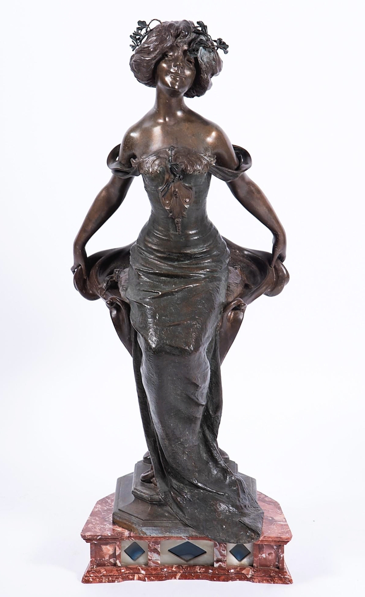 254 Alliot Young Woman bronze