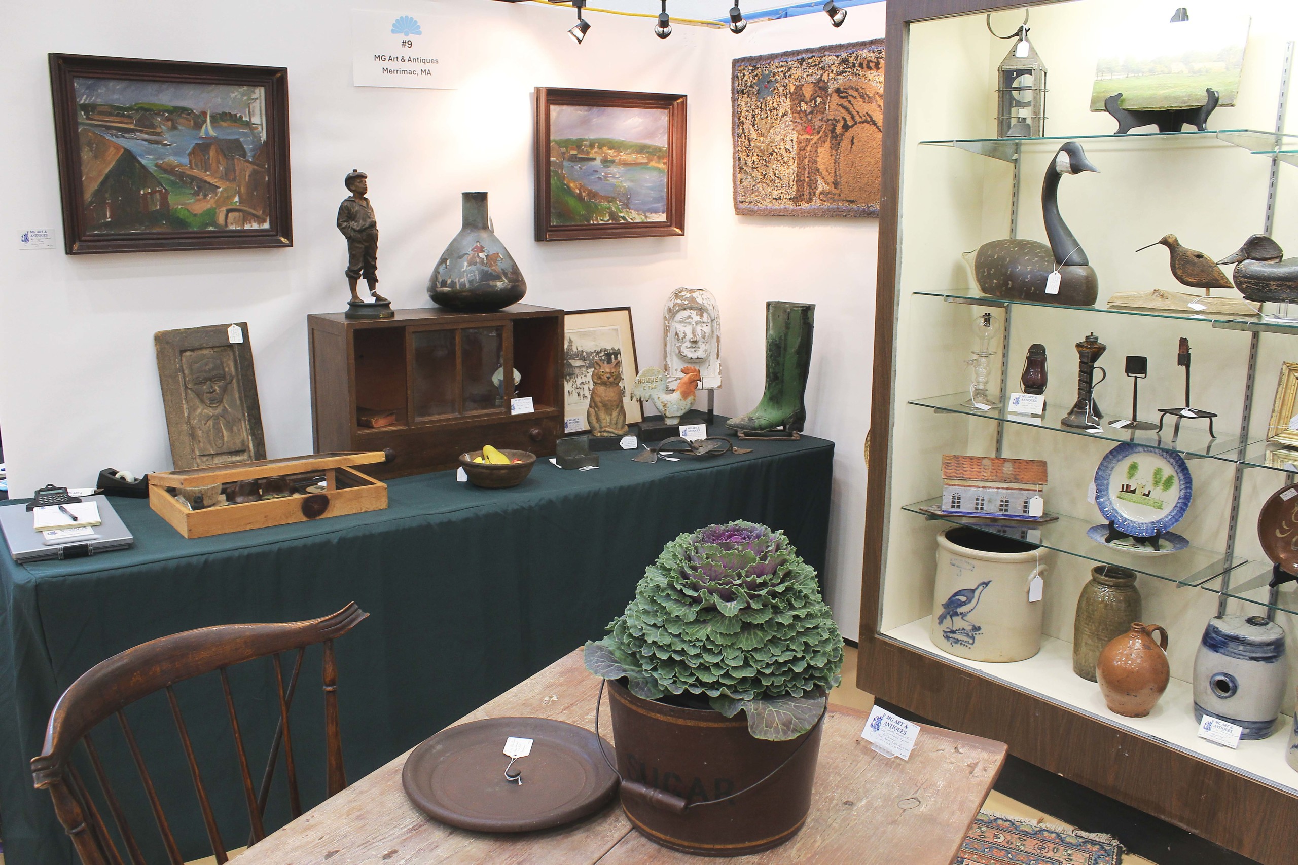 8 MG Art & Antiques (7419)