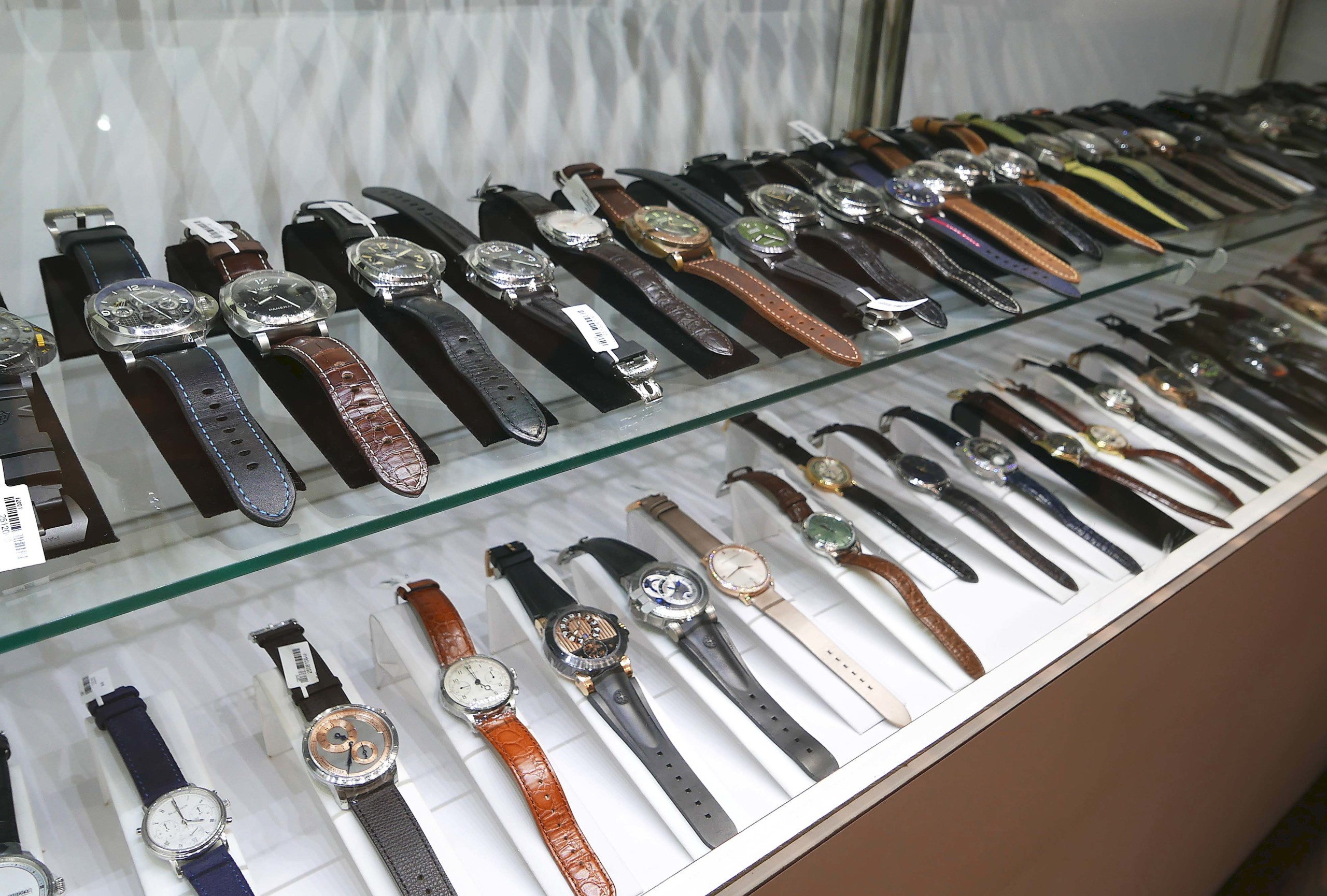 Luxury Bazaar, Southampton, Penn., may have had the largest sele